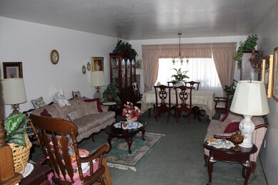Living & Dining