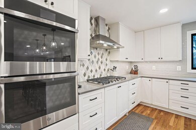 6208 Oak Hill Dr, Sykesville, MD 21784 - photo 7