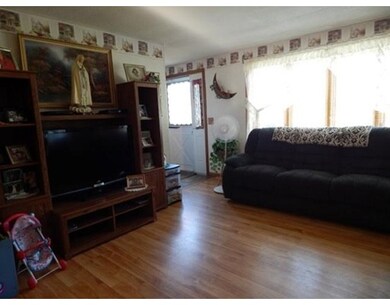 15 Oaklawn Ave, Orange, MA 01364 - photo 2