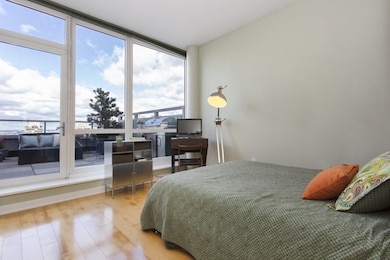 Crystal Point unit 4005, Jersey City, NJ 07302 - photo 7