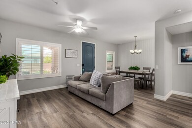 2821 S Skyline unit 135, Mesa, AZ 85212 - photo 3