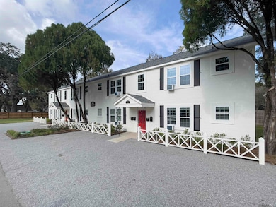 3647 Gladiola St unit 3, Baton Rouge, LA 70808 - photo 2