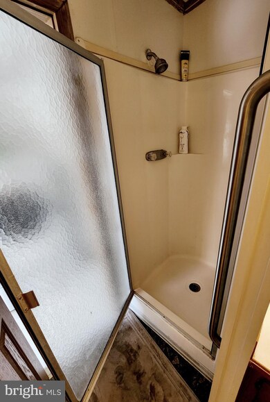 4751 Flanders Ln unit TRAILER L, Harwood, MD 20776 - photo 5