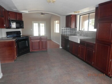 4 Kitchen