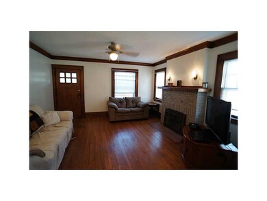 1723 Maple Dr NW, Cedar Rapids, IA 52405 - photo 3