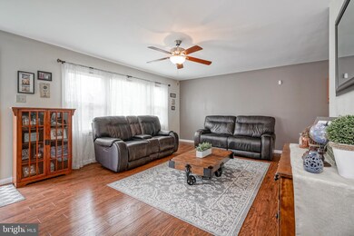 107 Walnut Ave, Lindenwold, NJ 08021 - photo 3