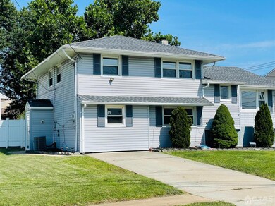 13 Colgan Ave, Carteret, NJ 07008 - photo 2