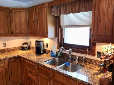 Oak Cupboards - Granite Counter tops...