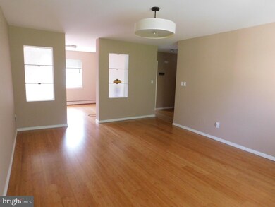 138 The Orchard unit F, East Windsor, NJ 08512 - photo 4