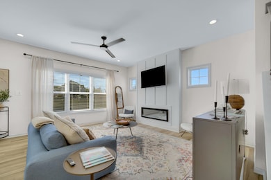 306 Holst Ln, Valparaiso, IN 46385 - photo 3