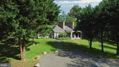 1608 Zulla Rd, Middleburg, VA 20117 - photo 2