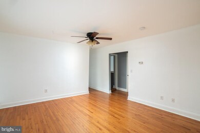 907 Bordentown Rd, Columbus, NJ 08022 - photo 7