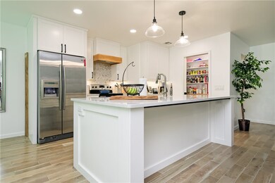 8697 Golf Creek Dr, Rogers, AR 72756 - photo 5