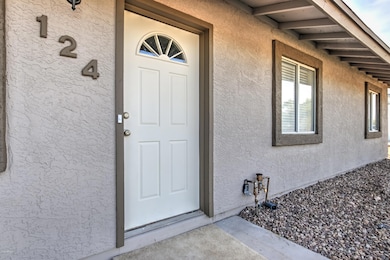 124 S Malcolm Dr-6