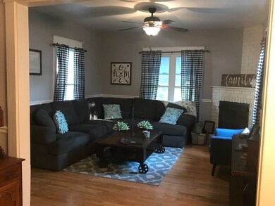 802 W 4th St, Bicknell, IN 47512 - photo 4