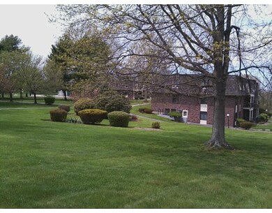 4700 N Main St unit 4F, Fall River, MA 02720 - photo 3