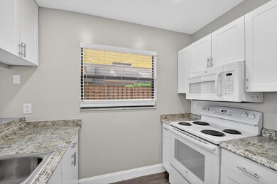 484 Springdale Cir unit 48D, Palm Springs, FL 33461 - photo 6