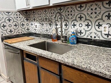 7807 Redlands Dr, Houston, TX 77040 - photo 7