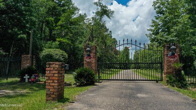 1208 Irvin Farve Rd Drone-01