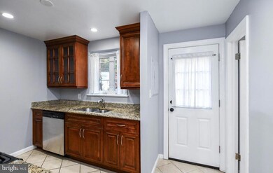 9828 Hollow Glen Place unit 2560, Silver Spring, MD 20910 - photo 4