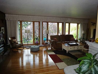 Living Room. This fantastic 23x14 living room feat