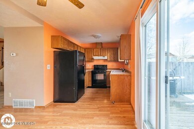 dining, kitchen