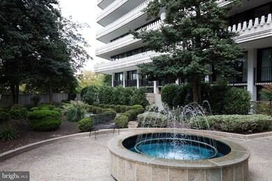 Watergate West Residences unit 103, Washington, DC 20037 - photo 4