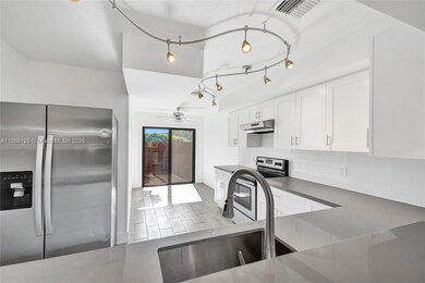 4163 SW 85th Ave, Davie, FL 33328 - photo 5