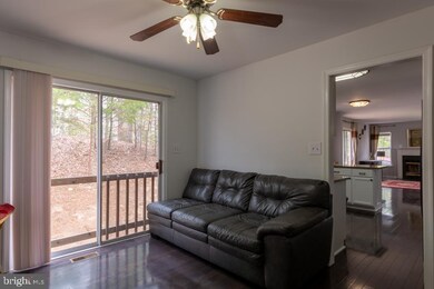 18205 Tebbs Ln, Dumfries, VA 22026 - photo 4
