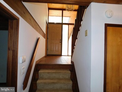 1200 Village Lake Dr, Davidsonville, MD 21035 - photo 5