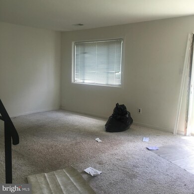 6900 Flagstaff St, Hyattsville, MD 20785 - photo 2