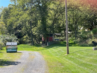 808 Kennedy Ave, Vandergrift, PA 15690 - photo 5