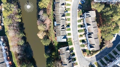 712 Sutter Gate Ln, Morrisville, NC 27560 - photo 6