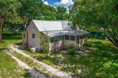 610 N Rockingham Ave, Tavares, FL 32778 - photo 2