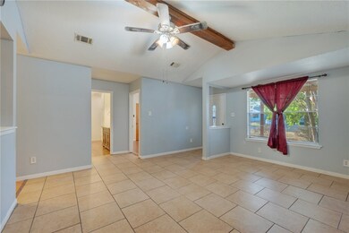 2412 Driftwood Dr, Bryan, TX 77803 - photo 2