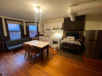 72 Bay State Rd unit G, Boston, MA 02215 - photo 3