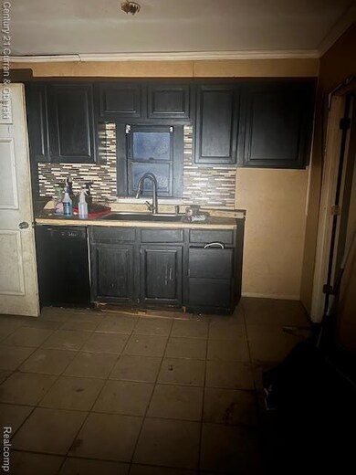 1270 E 1st St, Monroe, MI 48161 - photo 4