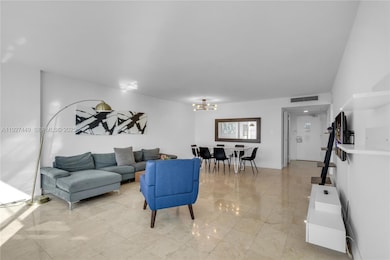 5101 Collins Ave unit 12R, Miami Beach, FL 33140 - photo 2
