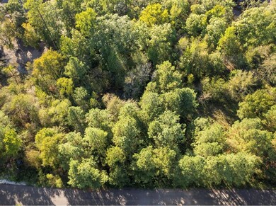 134 Creek Side Trail, Broken Bow, OK 74728 - photo 7