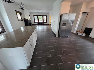 1150 W Elm St, Scranton, PA 18504 - photo 7