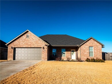 1298 River Oaks St, Elkins, AR 72727 - photo 2
