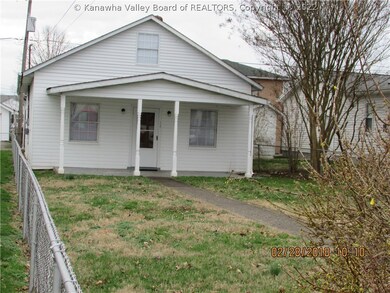 328 18th St, Dunbar, WV 25064 - photo 2
