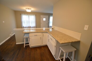 900 Gardner Rd, Westchester, IL 60154 - photo 4