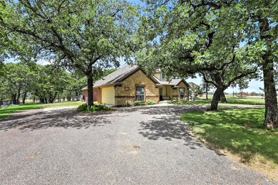 1692 Thomas Rd, Springtown, TX 76082 - photo 4