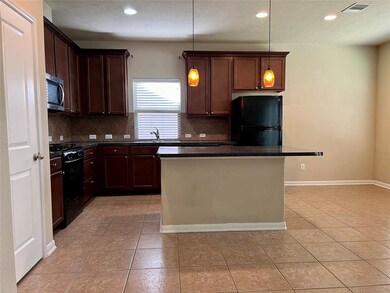 9030 Fuqua Breeze Dr, Houston, TX 77075 - photo 5