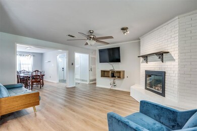 1157 Irwin Dr, Hurst, TX 76053 - photo 3