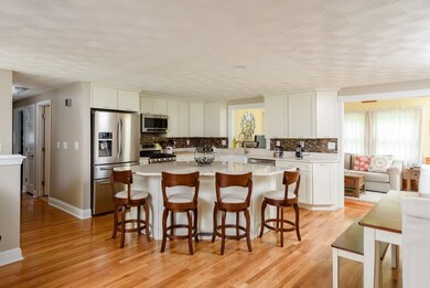 101 Captain Standish Dr, Abington, MA 02351 - photo 3