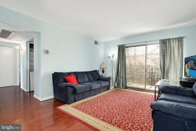 17816 Buehler Rd unit 169, Olney, MD 20832 - photo 3