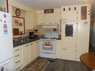 13 Ranch Rd, Lake Placid, FL 33852 - photo 4