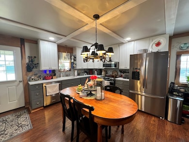 319 A Rupert Wood Ln, Claxton, GA 30417 - photo 4